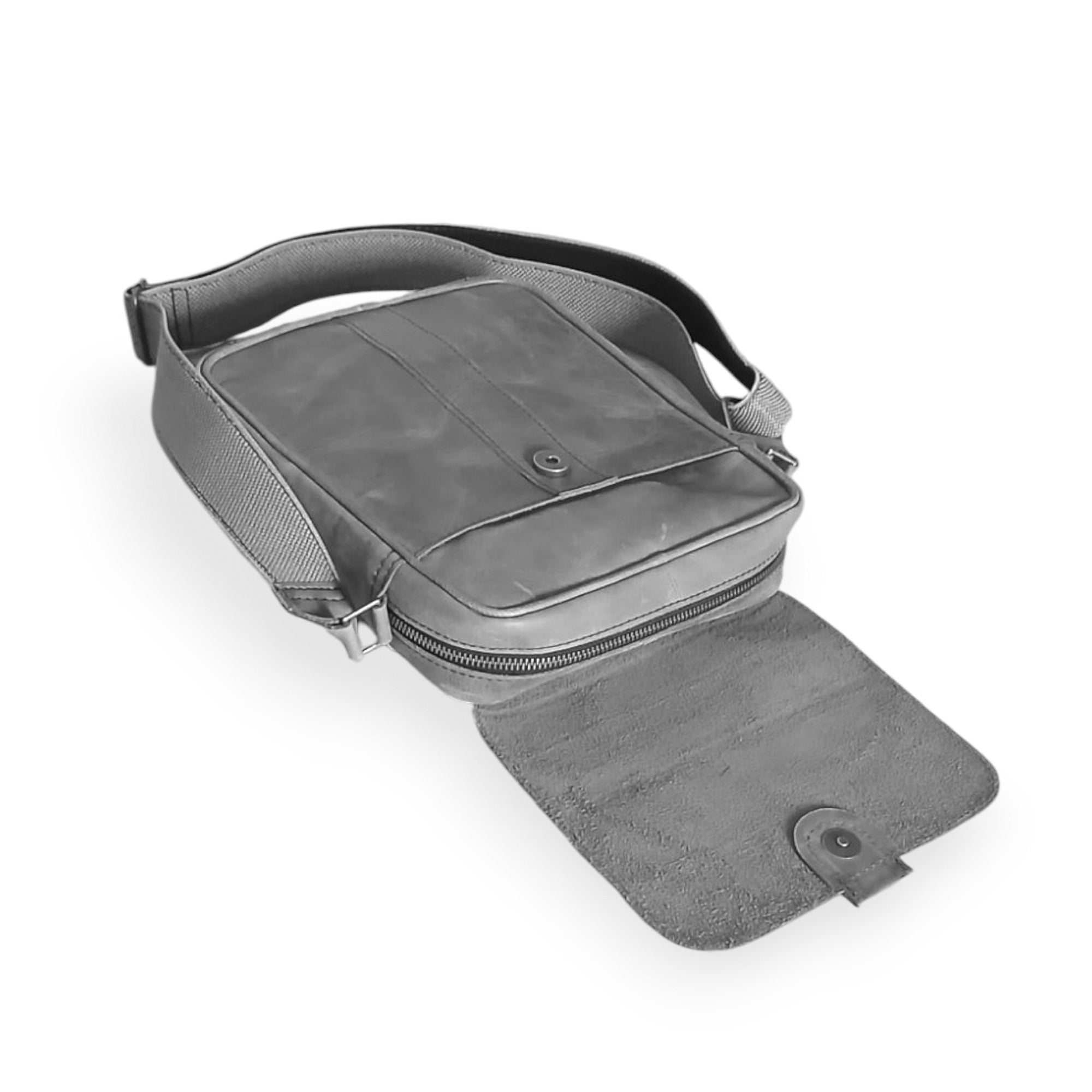 Crossover Grey Cow Leather Crossbody Bag | Crazy Horse Finish