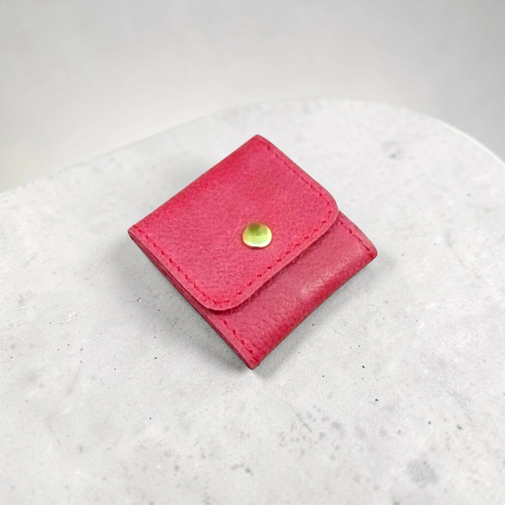 Foldable leather jewellery pouch made of natural cow leather, real leather mini jewelry organizer with four inner pockets and button closure, 2.5x2.5 inch travel case