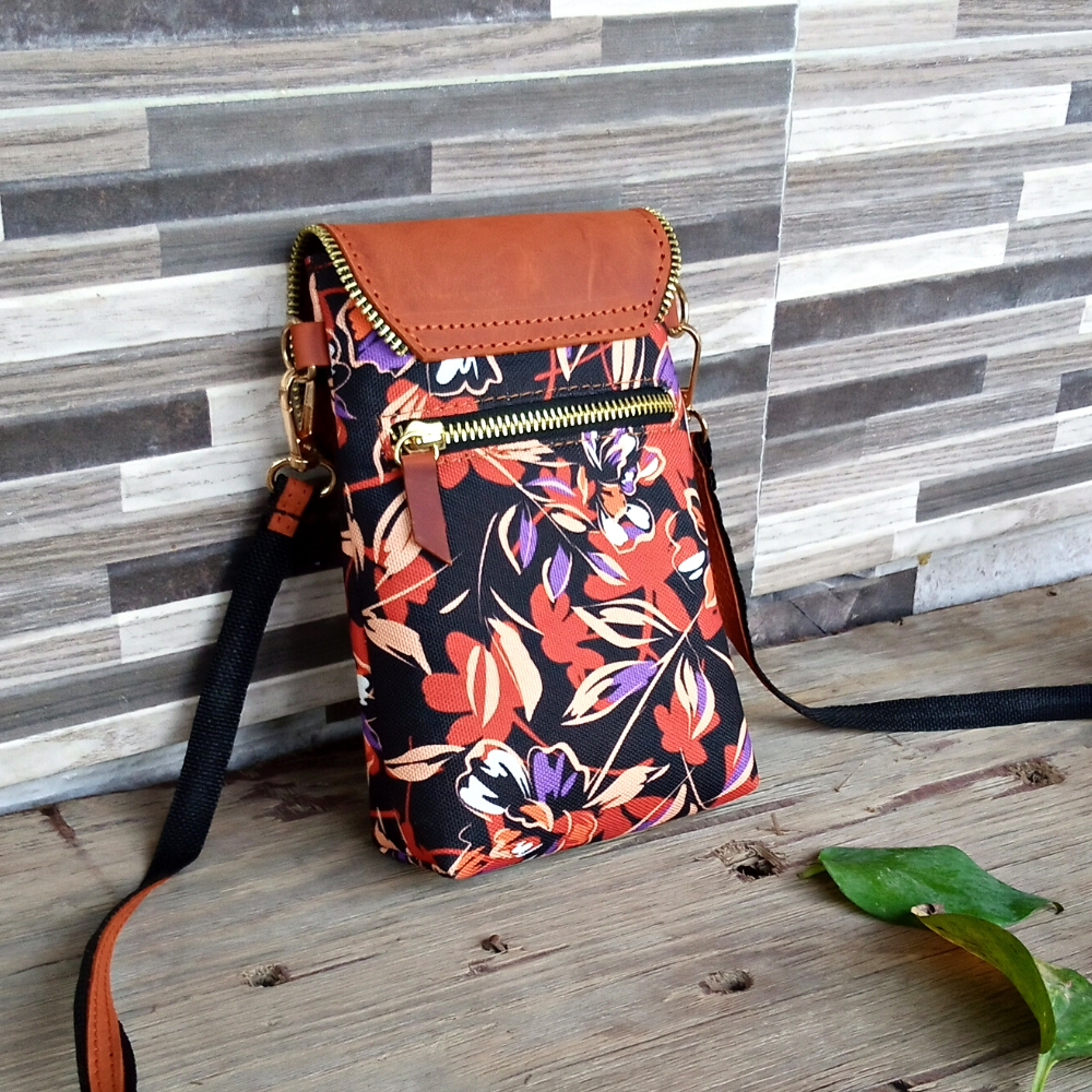 Floral Printed Canvas and Leather Crossbody Mobile Pouch