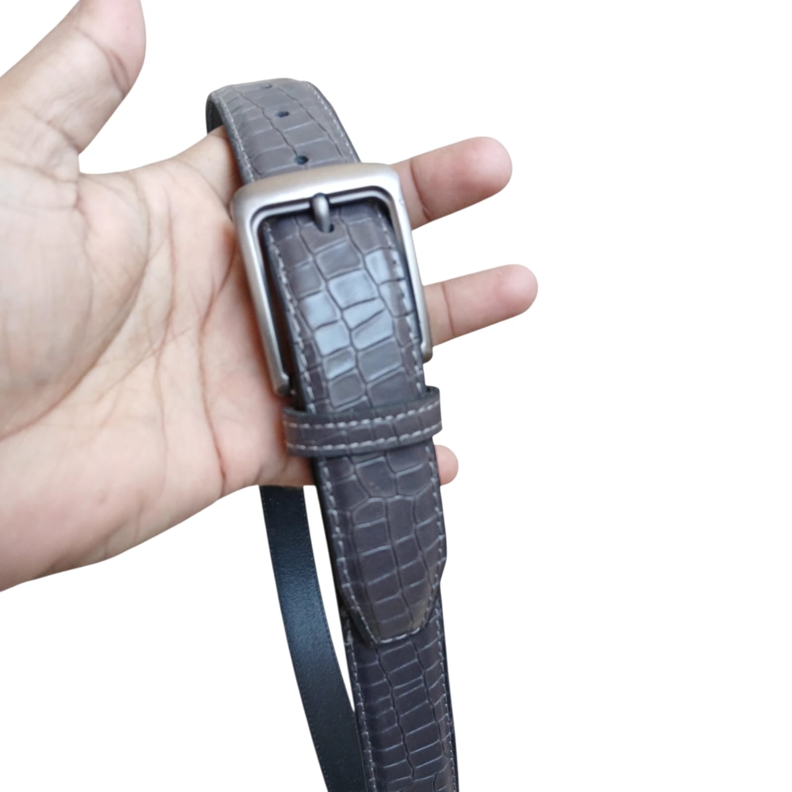 Men’s crocodile belt with metal pin buckle