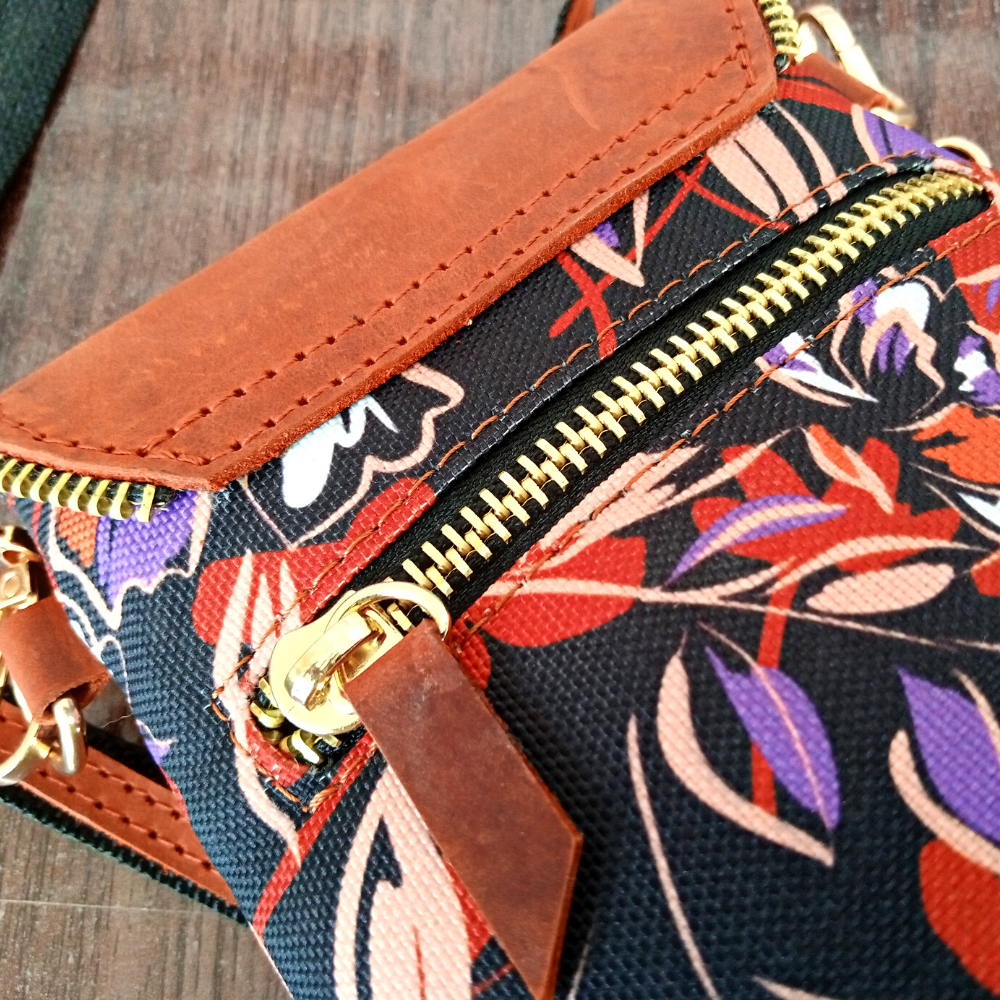 Floral Printed Canvas and Leather Crossbody Mobile Pouch